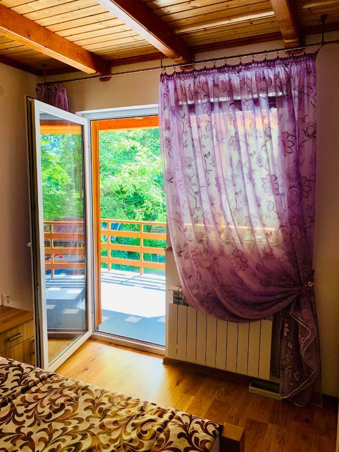 Янтарная Форель Bustyaháza Kültér fotó